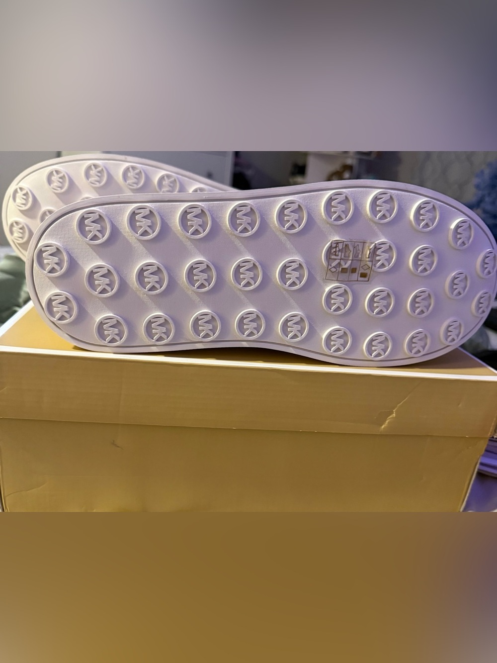 MICHAEL KORS Cream & Gold Slip-On Platform Sneakers - Picture 4 of 5